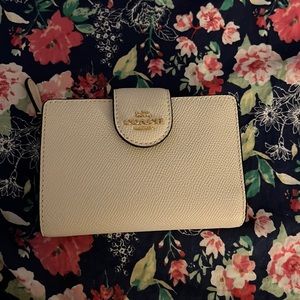 Chalk White Coach Wallet